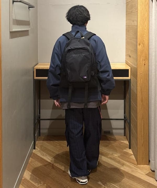 三宅 康平さんの「BEAMS WOMEN｜【別注】Champion / ジップ ジャケット」を使ったコーディネート