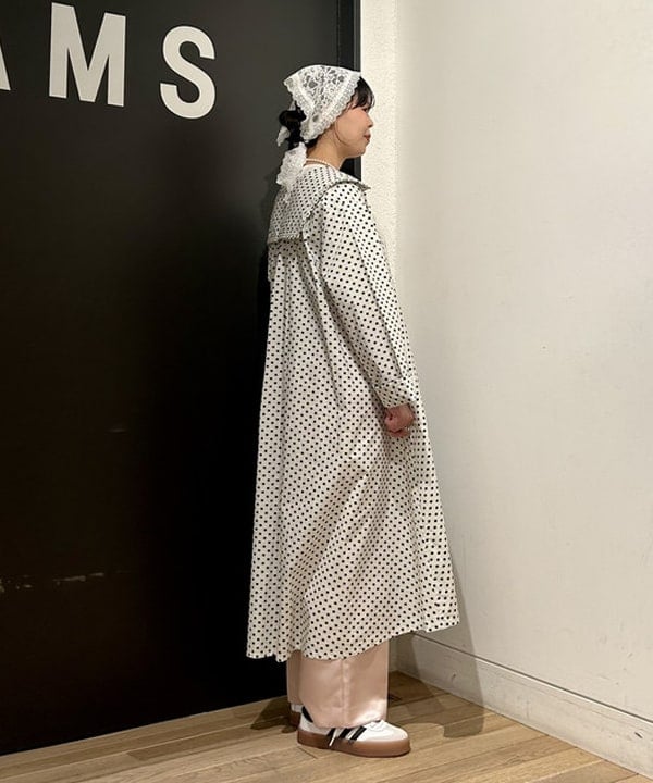 早川 萌子さんの「BEAMS WOMEN｜ドット セーラー カラー ワンピース」を使ったコーディネート