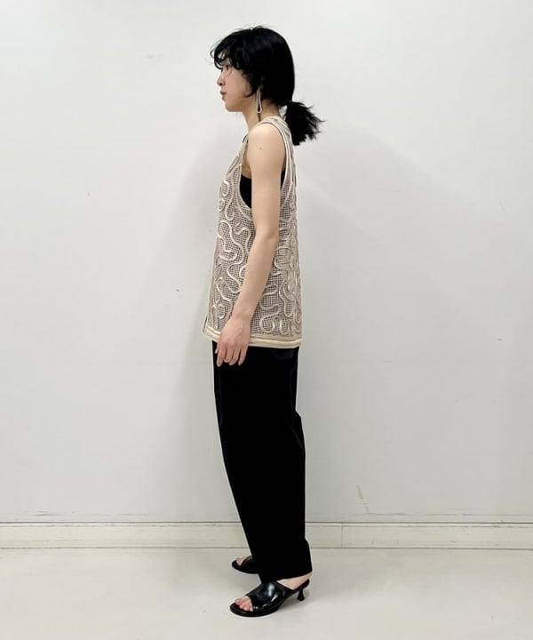 kigoさんの「BEAMS WOMEN｜RBS / テープ 刺繍 ジレ」を使ったコーディネート