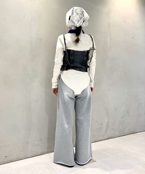 カタヤマ アヤさんの「BEAMS WOMEN｜【別注】PENNEY'S / ボディスーツ ヘンリーネック トップス」を使ったコーディネート