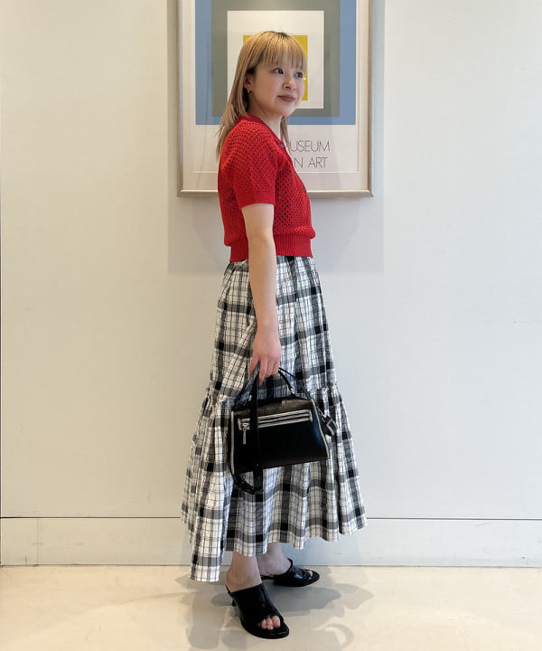 ナカノ アイさんの「BEAMS WOMEN｜メッシュ ニット ポロシャツ」を使ったコーディネート