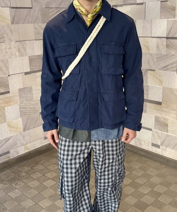 アキヤマさんの「REMI RELIEF × BEAMS PLUS / 別注 ミリタリー シャツ ジャケット」を使ったコーディネート