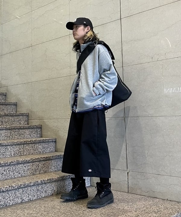 菊田 悠さんの「BEAMS WOMEN｜【別注】Champion / ジップ ジャケット」を使ったコーディネート