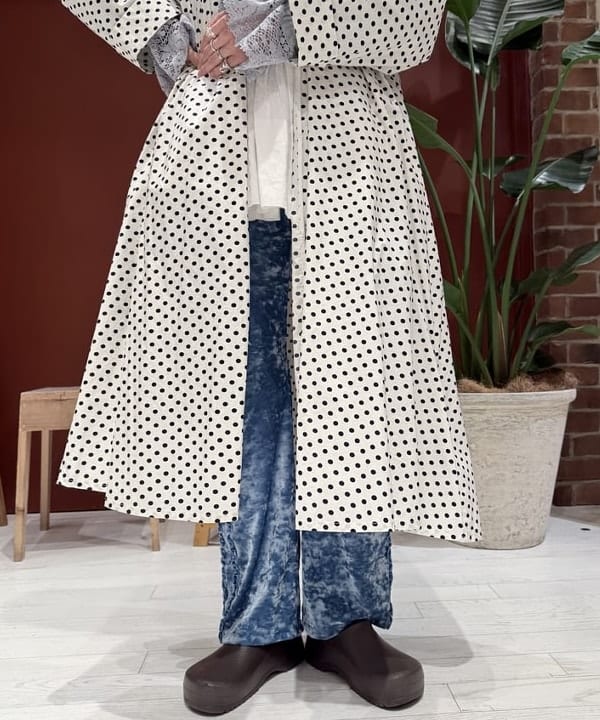 優意さんの「BEAMS WOMEN｜ヴィンテージ レース ブラウス」を使ったコーディネート
