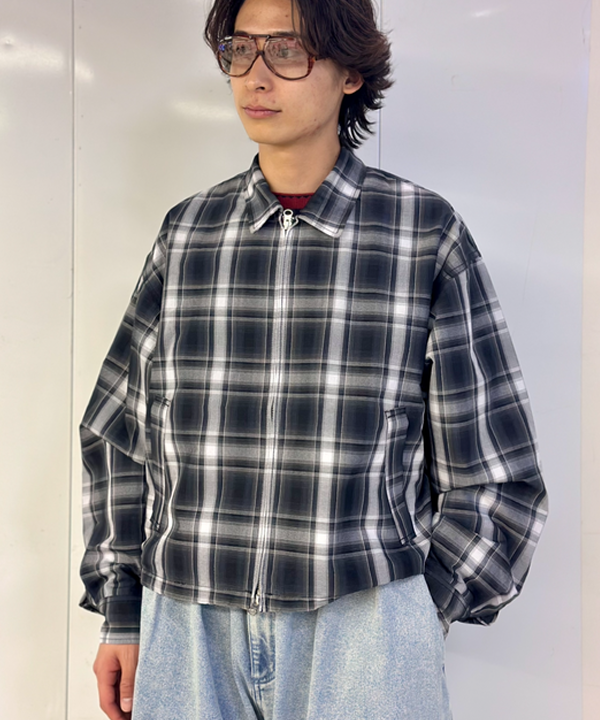 Kellyさんの「BEAMS WOMEN｜ショート チェック ブルゾン」を使ったコーディネート