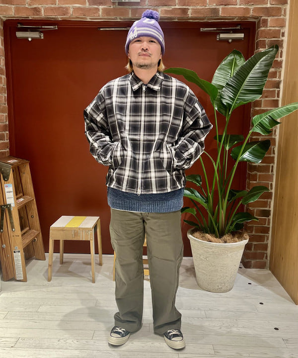 新里 京介さんの「BEAMS WOMEN｜ショート チェック ブルゾン」を使ったコーディネート