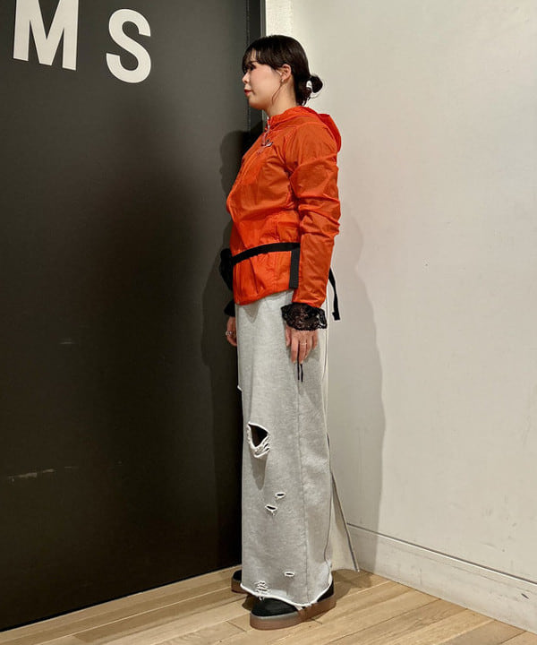早川 萌子さんの「BEAMS WOMEN｜ヴィンテージ レース ブラウス」を使ったコーディネート