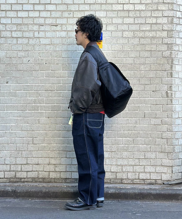 中川 裕希さんの「BEAMS WOMEN｜ユーズド加工 レザー ショートブルゾン」を使ったコーディネート