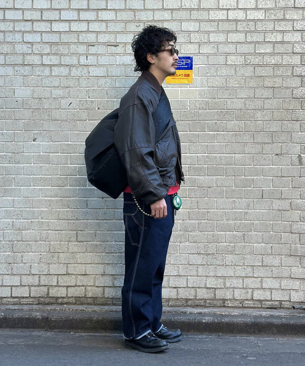 中川 裕希さんの「BEAMS WOMEN｜ユーズド加工 レザー ショートブルゾン」を使ったコーディネート