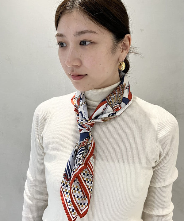 坂本 涼花さんの「BEAMS WOMEN｜ドライギャバジン ６ボタン ダブルジャケット」を使ったコーディネート