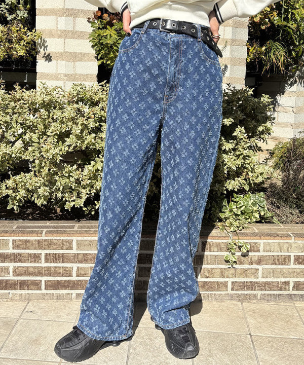 はやしあかねさんの「BEAMS WOMEN｜ジャカード デニム パンツ」を使ったコーディネート