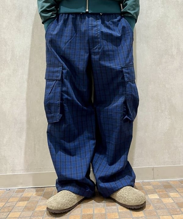 こたろうさんの「BEAMS WOMEN｜【別注】LACOSTE / サテンジャケット」を使ったコーディネート