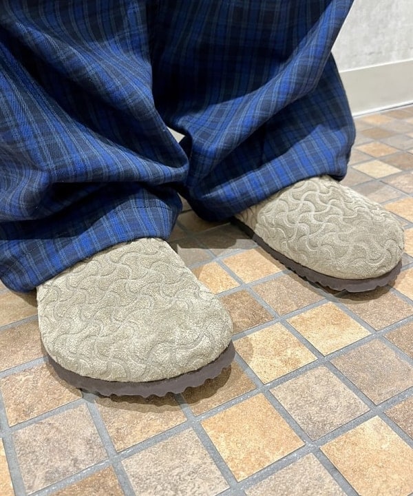 こたろうさんの「BEAMS WOMEN｜【別注】LACOSTE / サテンジャケット」を使ったコーディネート