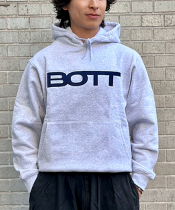 Kellyさんの「BEAMS WOMEN｜クウォーターレングス デニム ウェビングパンツ」を使ったコーディネート