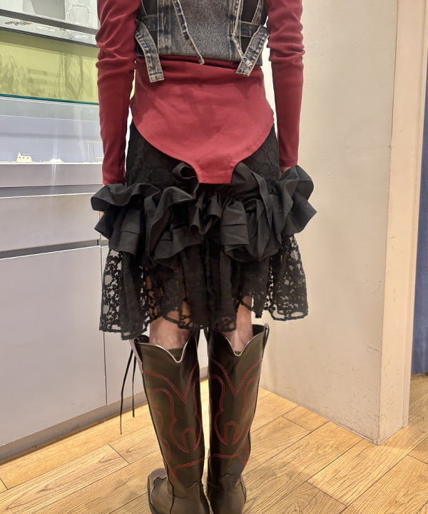 シミズ ネネさんの「BEAMS WOMEN｜【別注】PENNEY'S / ボディスーツ ヘンリーネック トップス」を使ったコーディネート