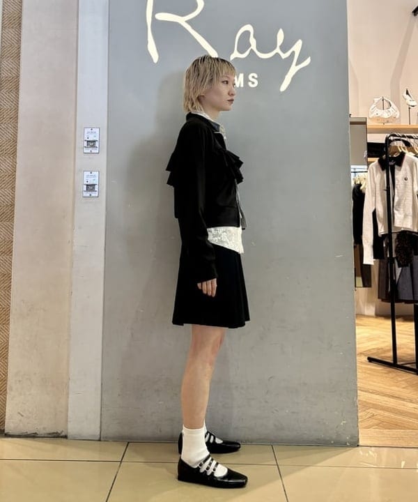 シミズ ネネさんの「BEAMS WOMEN｜【別注】FRED PERRY / Pleated Shorts」を使ったコーディネート