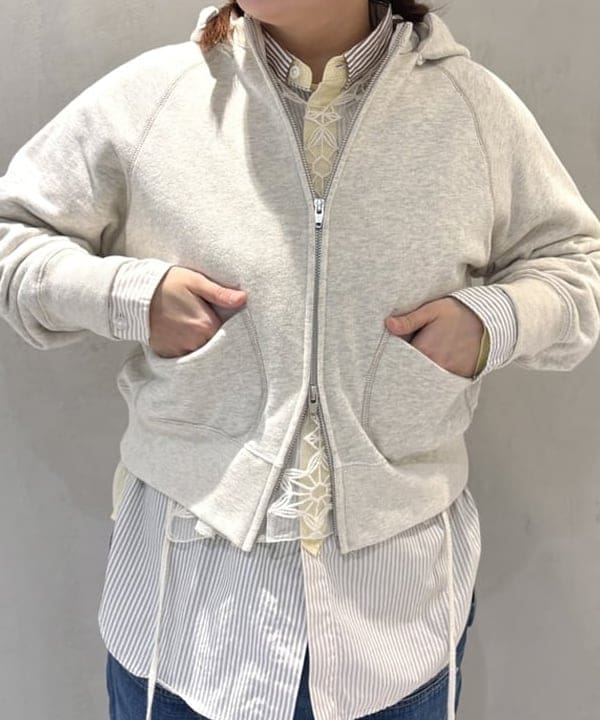 kawaiさんの「BEAMS WOMEN｜コットン ローン クレイジー ボタンダウン ロングスリーブ」を使ったコーディネート