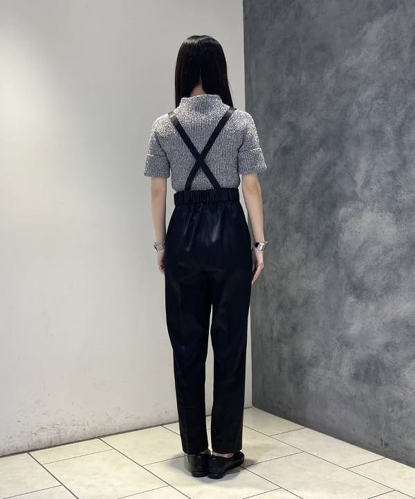 高木 菜央さんの「BEAMS WOMEN｜Demi-Luxe BEAMS / ウエーブ ワイド バングル」を使ったコーディネート