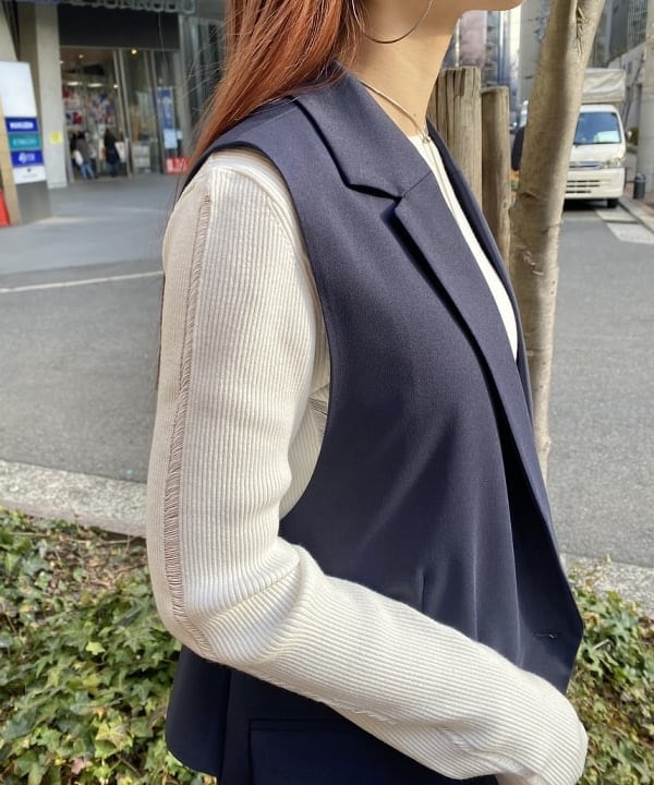 もえのさんの「BEAMS WOMEN｜RBS / リブ ハリヌキ ライン クルーネック トップス」を使ったコーディネート