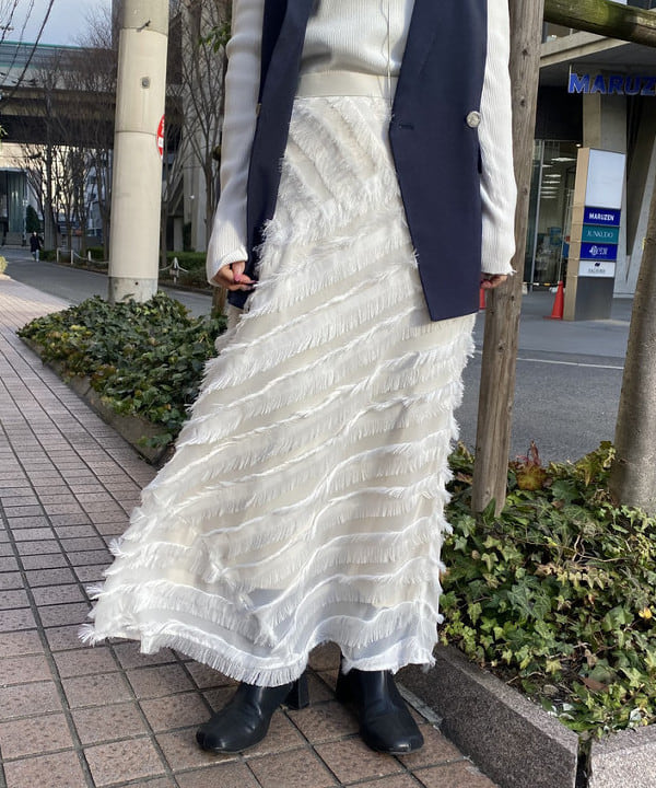 もえのさんの「BEAMS WOMEN｜RBS / リブ ハリヌキ ライン クルーネック トップス」を使ったコーディネート