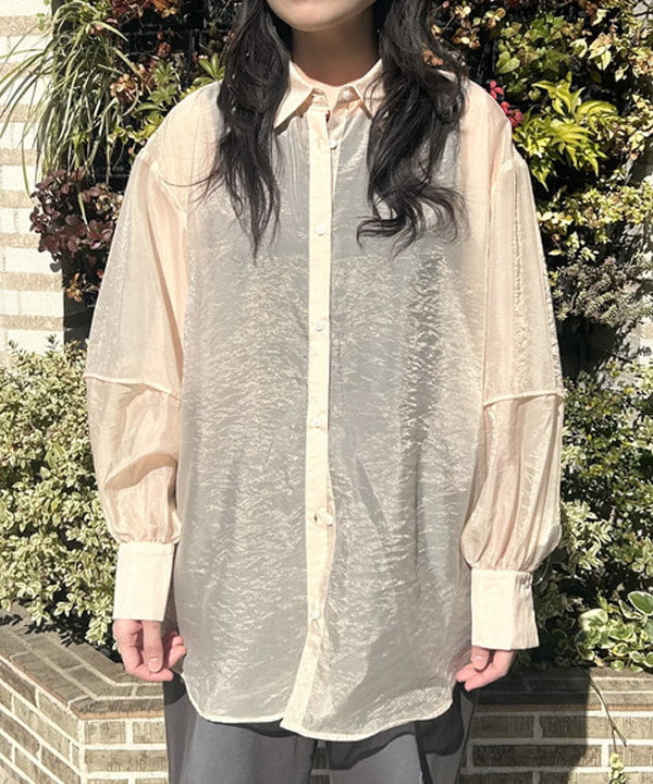Sakiさんの「BEAMS WOMEN｜シアー ボリューム スリーブ シャツ」を使ったコーディネート
