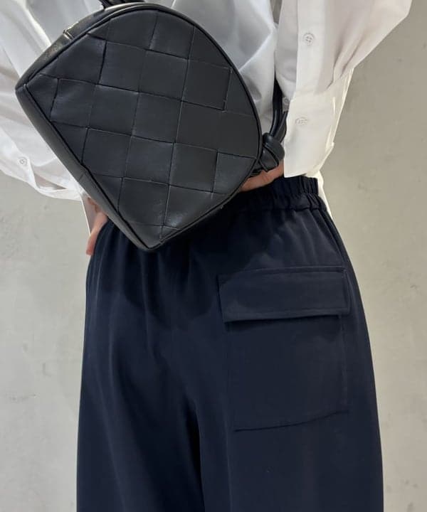 野村 美紅さんの「BEAMS WOMEN｜ベイカーポケット ジョグパンツ」を使ったコーディネート