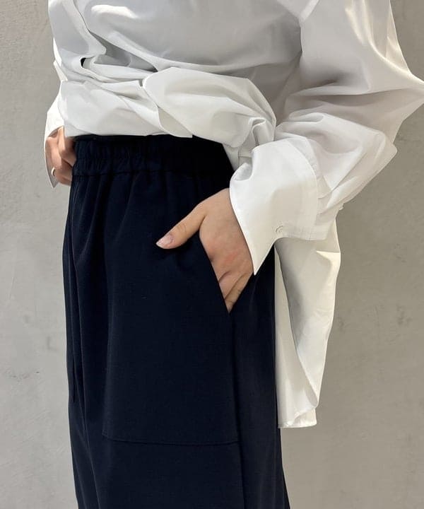 野村 美紅さんの「BEAMS WOMEN｜ベイカーポケット ジョグパンツ」を使ったコーディネート