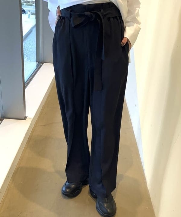 蒲原 捺美さんの「BEAMS WOMEN｜2WAY オーバーシャツ」を使ったコーディネート