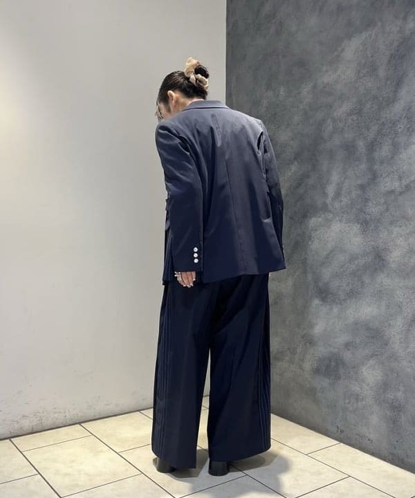 星野 真依さんの「BEAMS WOMEN｜RBS / サイド キリカエ ワイド パンツ」を使ったコーディネート