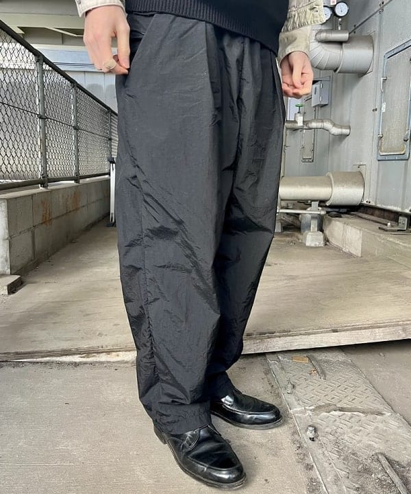 高遠 恒巳さんの「BEAMS WOMEN｜クレイジー トラッカージャケット」を使ったコーディネート