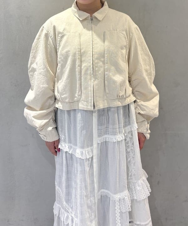 大石彩可さんの「BEAMS WOMEN｜maturely / バルーン ギャザー ブルゾン」を使ったコーディネート