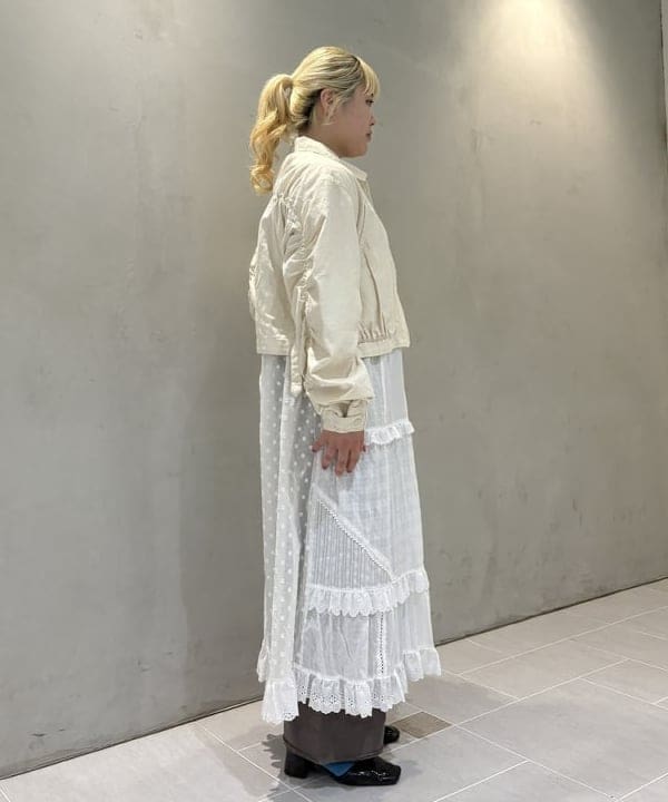 大石彩可さんの「BEAMS WOMEN｜maturely / バルーン ギャザー ブルゾン」を使ったコーディネート