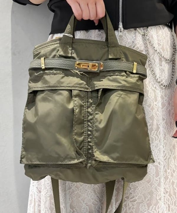 りかちょび/岸本梨佳さんの「BEAMS WOMEN｜【別注】sita parantica / ヘルメットバッグ」を使ったコーディネート