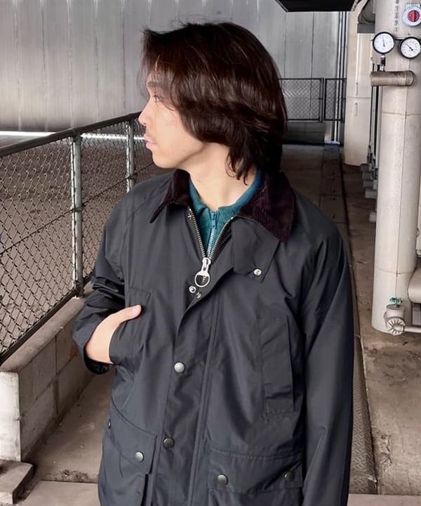 槙山 賢斗さんの「BEAMS WOMEN｜【別注】Barbour / BEDALE New Barbour Tech Classic Fit」を使ったコーディネート