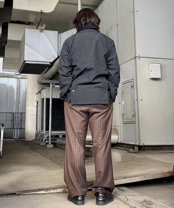 槙山 賢斗さんの「BEAMS WOMEN｜【別注】Barbour / BEDALE New Barbour Tech Classic Fit」を使ったコーディネート