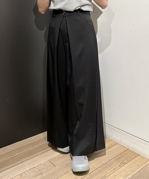 早川 萌子さんの「BEAMS WOMEN｜ピンストライプ ダブル ジャケット」を使ったコーディネート