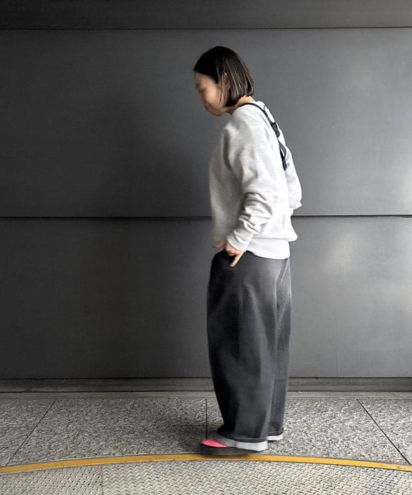 つぼさんの「BEAMS WOMEN｜【別注】GRAMICCI / ワイド デニム 25SS」を使ったコーディネート
