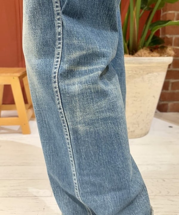 ショ〜ジさんの「BEAMS WOMEN｜【別注】BUZZ RICKSON’s / USED USARMY PANTS」を使ったコーディネート