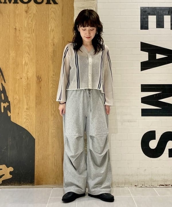 笠井 祐希さんの「BEAMS WOMEN｜maturely / オープン ワーク ストライプ カーディガン」を使ったコーディネート
