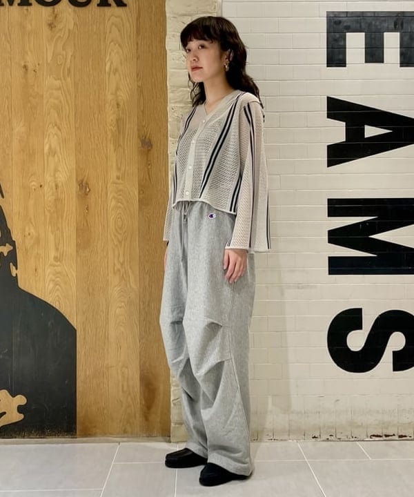 笠井 祐希さんの「BEAMS WOMEN｜maturely / オープン ワーク ストライプ カーディガン」を使ったコーディネート