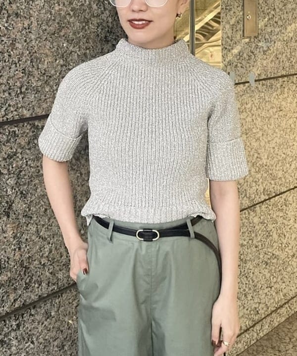 多田 日奈子さんの「BEAMS WOMEN｜AK+1 / ショート ラメ ニット」を使ったコーディネート