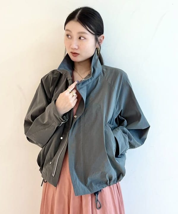 隈元 楓さんの「BEAMS WOMEN｜upper hights / U-51 シアー ショートブルゾン」を使ったコーディネート