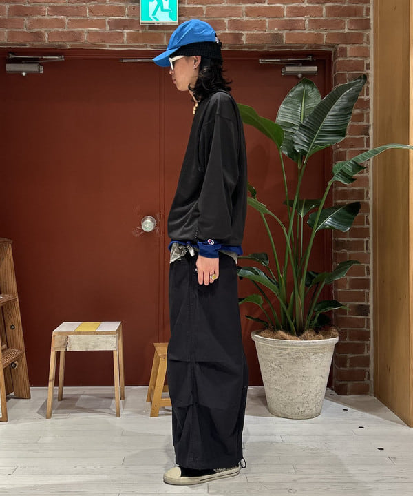 shimaさんの「BEAMS WOMEN｜【別注】Champion / メッシュ ロングスリーブ Tシャツ」を使ったコーディネート