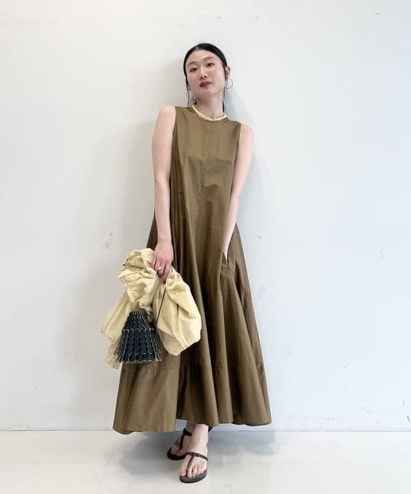 隈元 楓さんの「BEAMS WOMEN｜シアー ドルマン ジップブルゾン」を使ったコーディネート