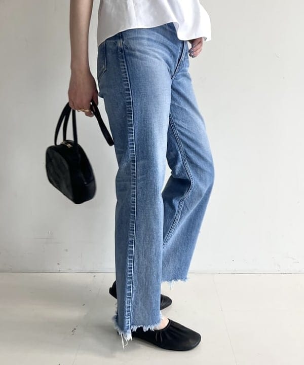 隈元 楓さんの「BEAMS WOMEN｜AK+1 / コットン ツイストショルダー ブラウス」を使ったコーディネート