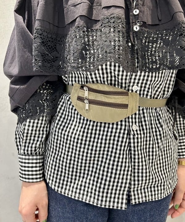 ナツハさんの「BEAMS WOMEN｜ヴィンテージ レース ブラウス」を使ったコーディネート