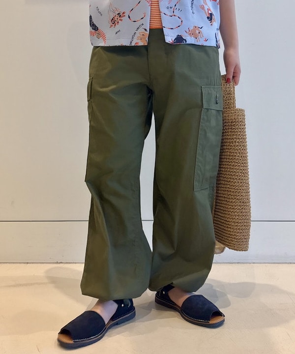 ナガオカ サキさんの「BEAMS WOMEN｜ペーパー ショルダーバッグ 25SS」を使ったコーディネート