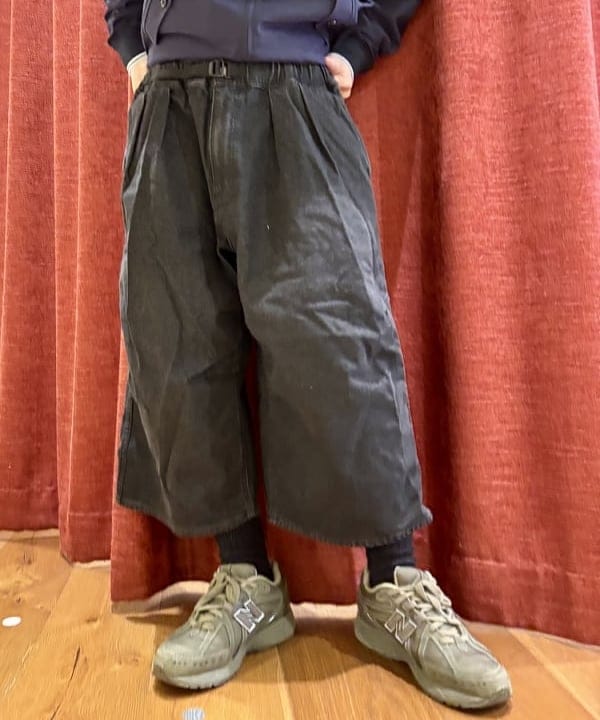 秋元 亮汰さんの「【別注】FRED PERRY / ハリントンジャケット 25SS」を使ったコーディネート
