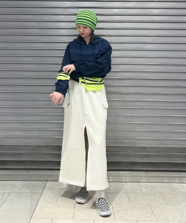 前田 優衣さんの「BEAMS WOMEN｜2トーン アノラック」を使ったコーディネート