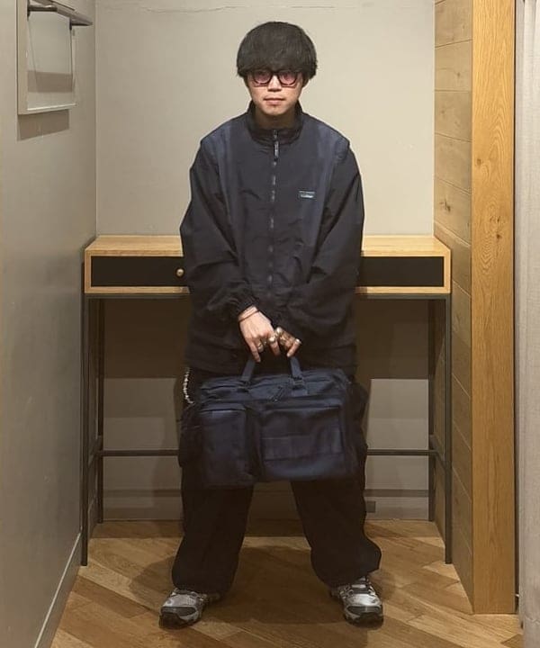 三宅 康平さんの「BEAMS WOMEN｜BRIEFING × BEAMS PLUS / 別注 NEO TRINITY LINER」を使ったコーディネート